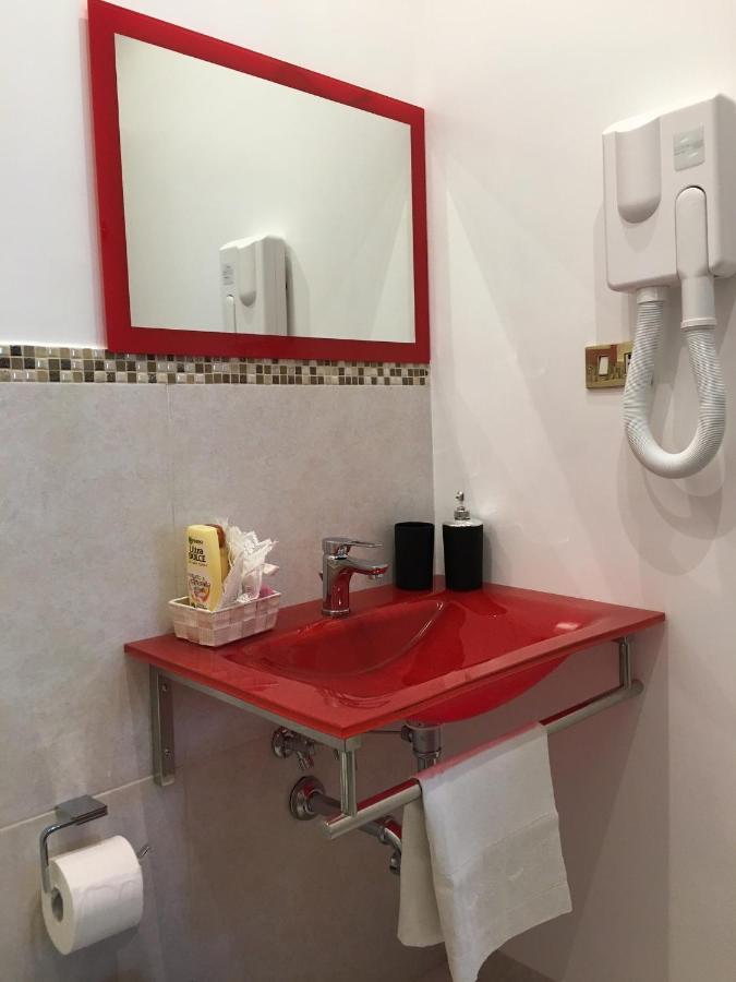 רומא Valla18 Guesthouse מראה חיצוני תמונה