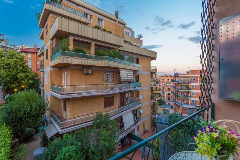 רומא Valla18 Guesthouse מראה חיצוני תמונה